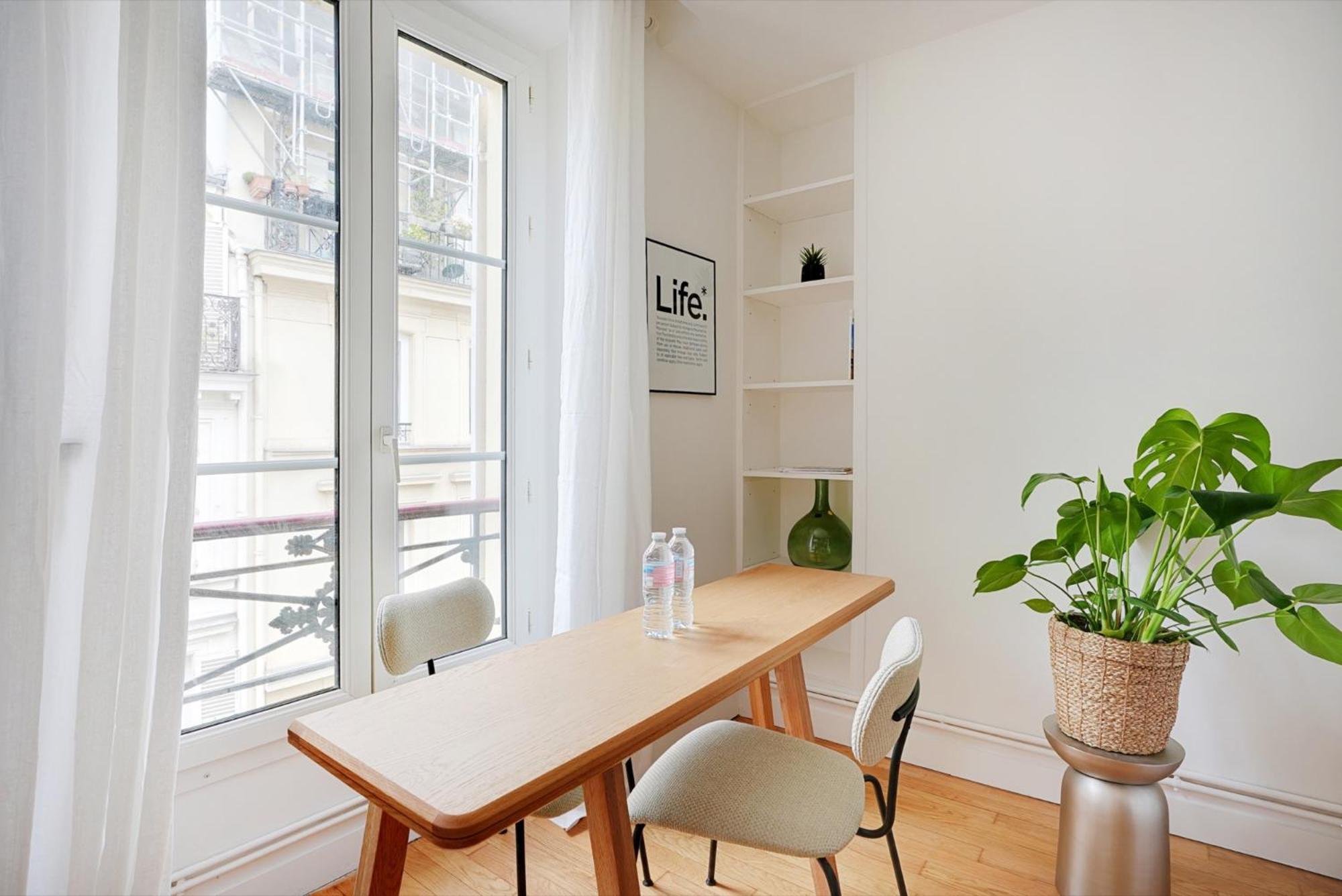 2p à Paris, Rue Rodier - Proche De L'opéra Garnier